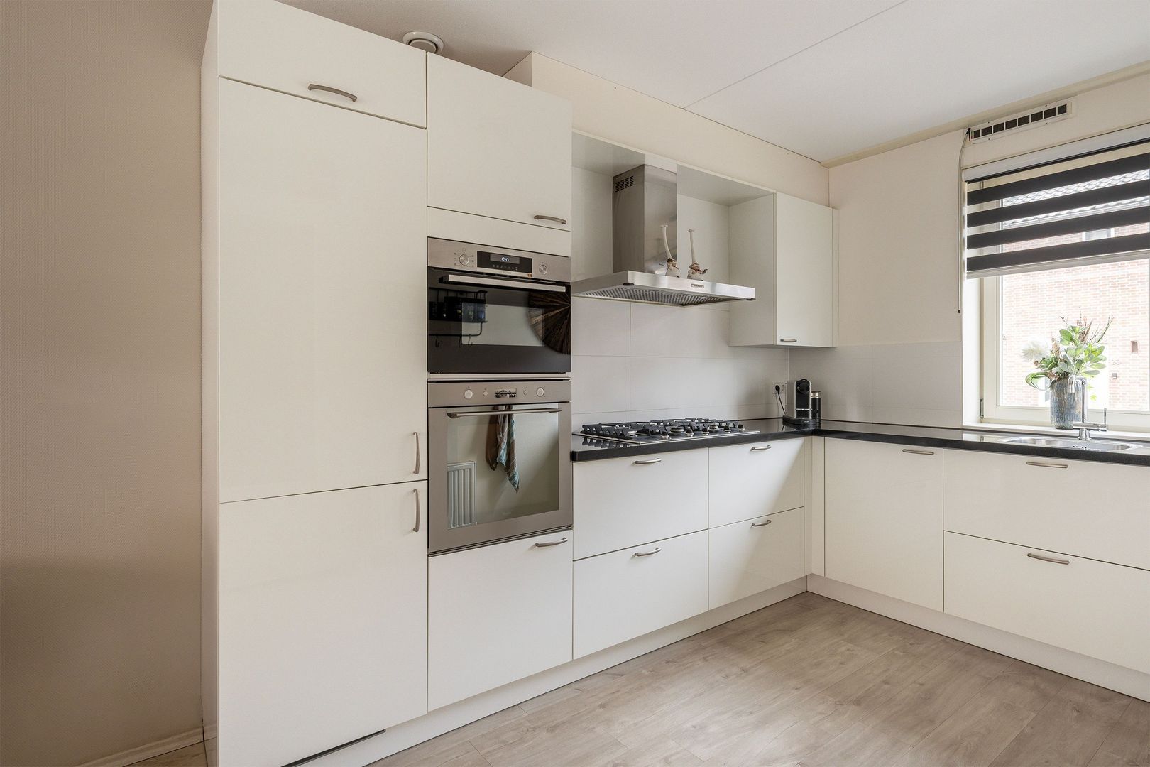 van Gochstraat 16, 's-Gravenzande foto-2