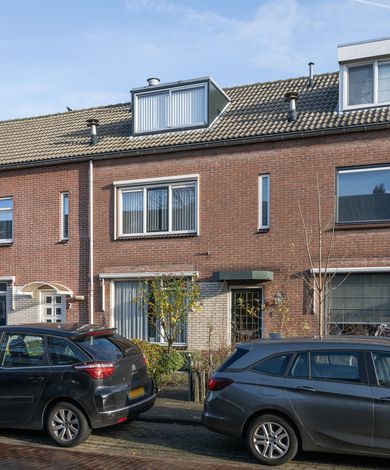 Van Beethovenstraat 9, Naaldwijk