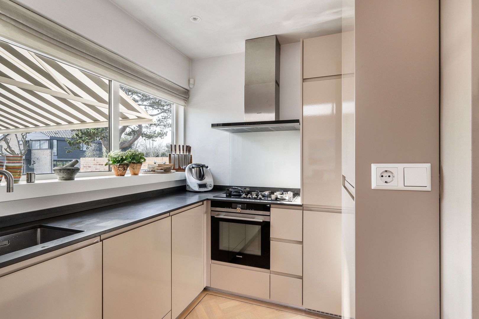 Leeuweriklaan 59, 's-Gravenzande foto-22