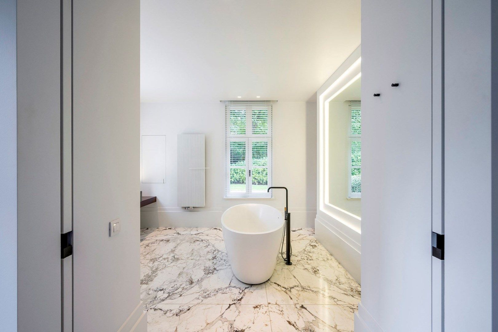 Steenbergen 2 a image 1