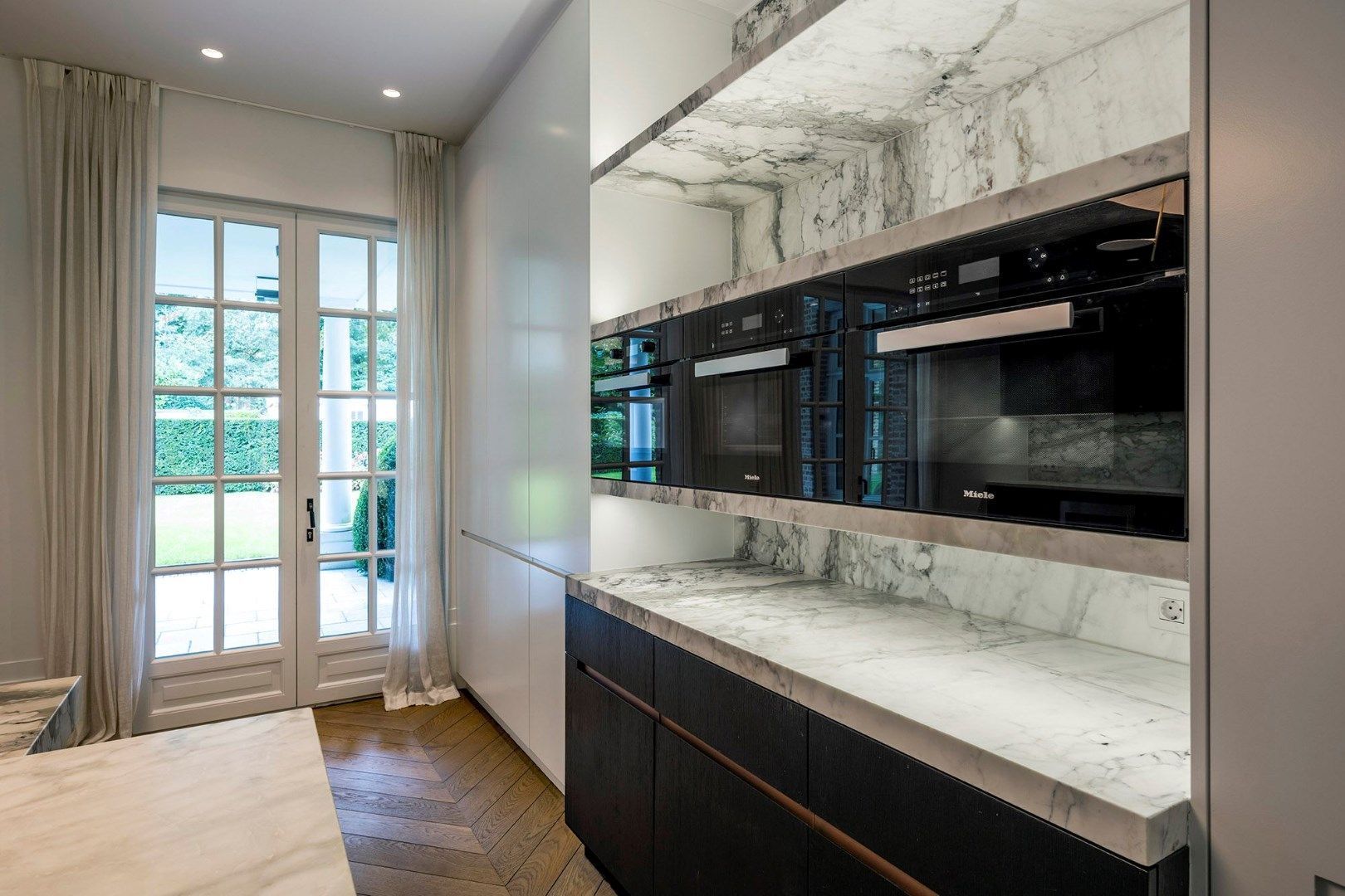 Steenbergen 2 a image 1