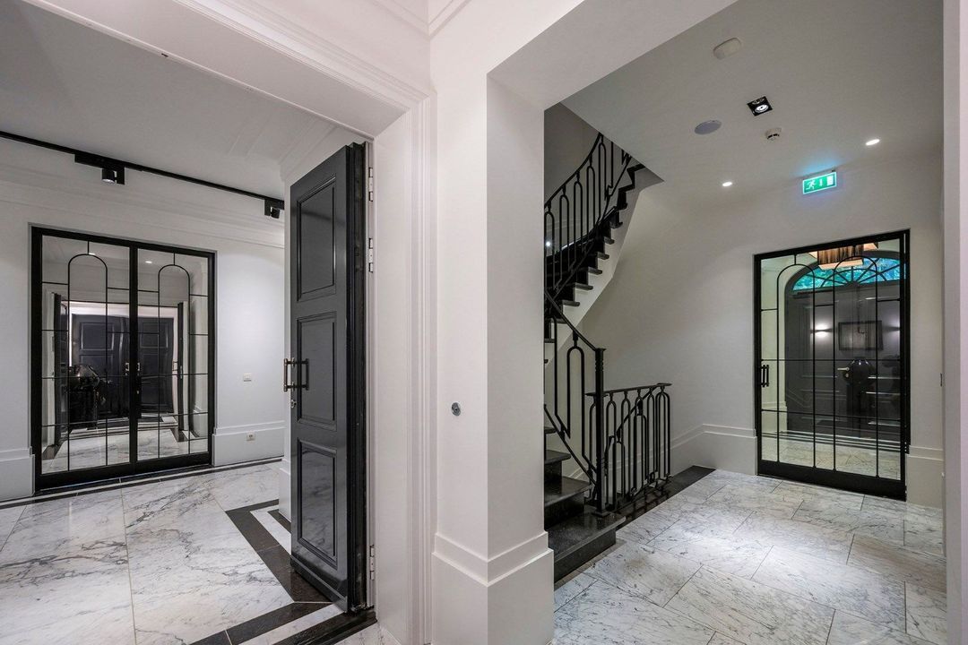 Steenbergen 2 a image thumbs 1