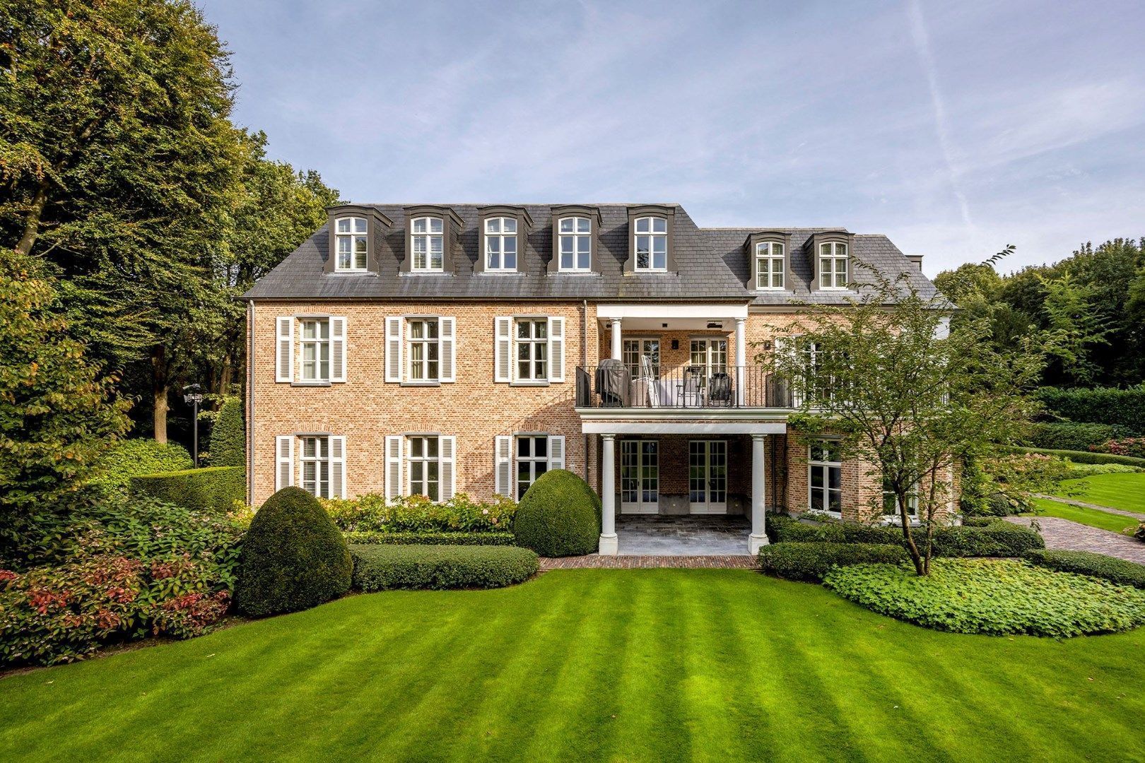 Steenbergen 2 a image 1