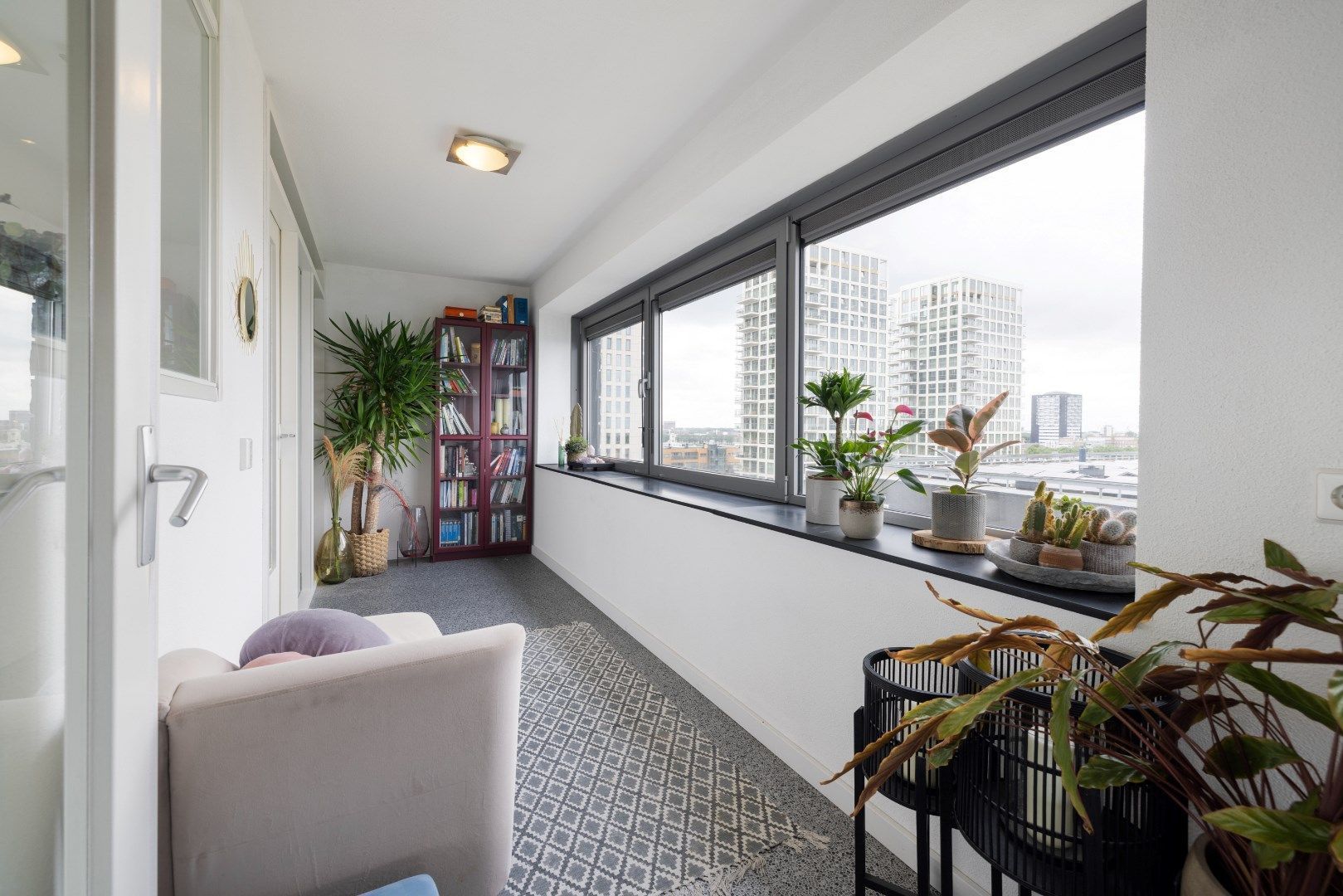 Gedempte Zalmhaven 517 image 1