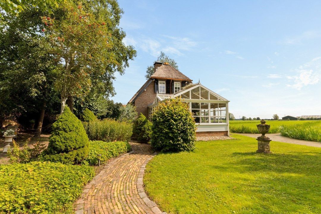 Provincialeweg West 83, Haastrecht
