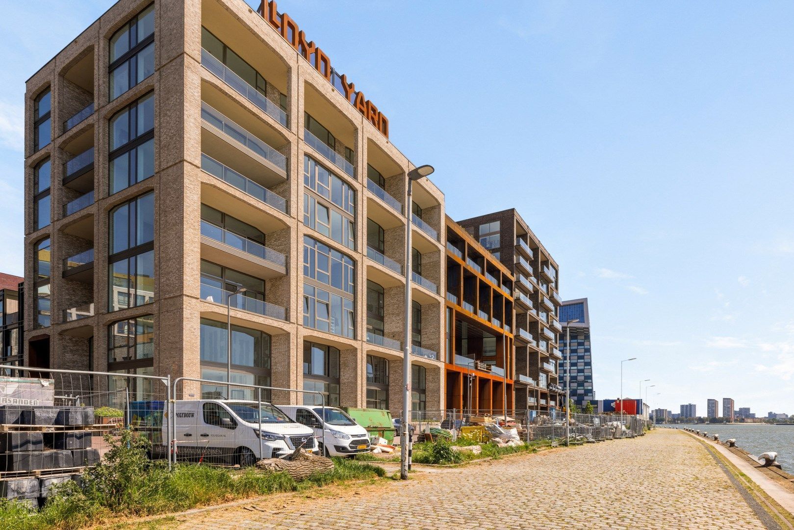 Lloydkade 421 image 1