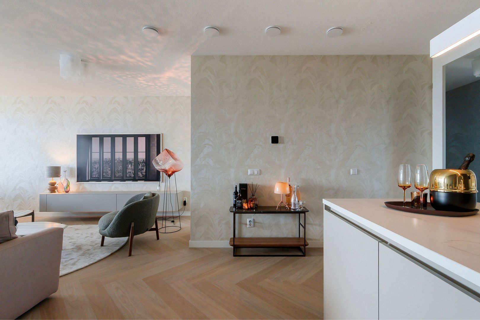 Euryzakade 516 image 1