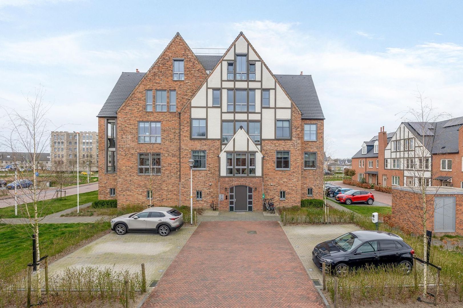 Rozet 45 image 1