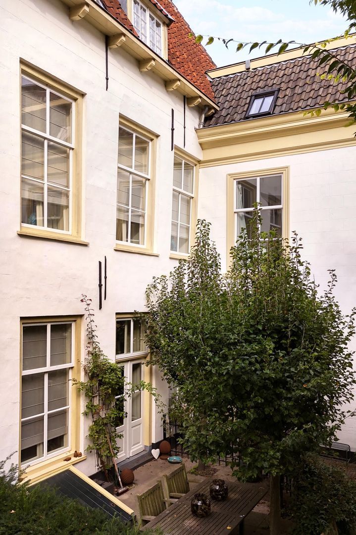 Kapucijnenhof 2 image 1