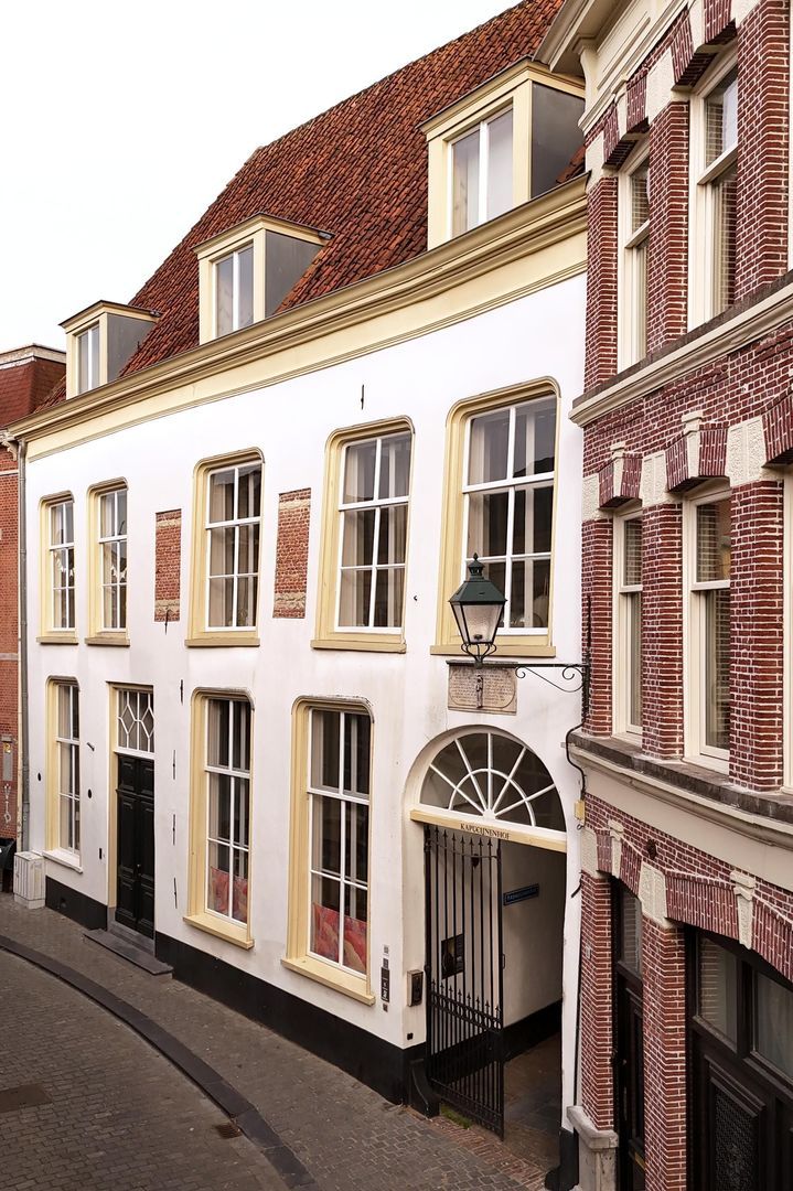 Kapucijnenhof 2 image 1
