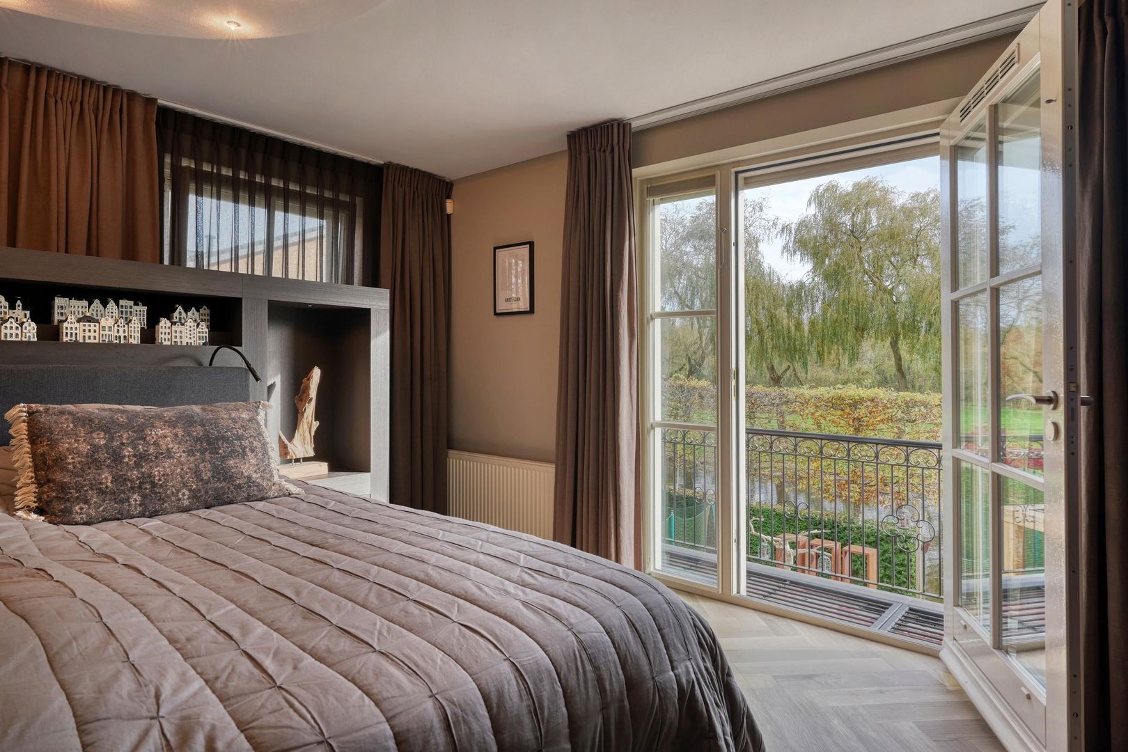 Hofje van Staats 15 image 1