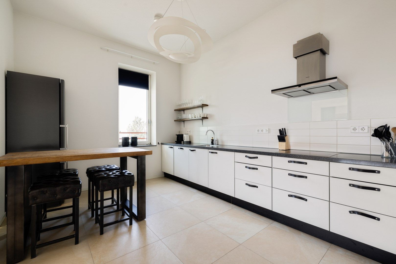 Landverhuizersplein 2 image 1