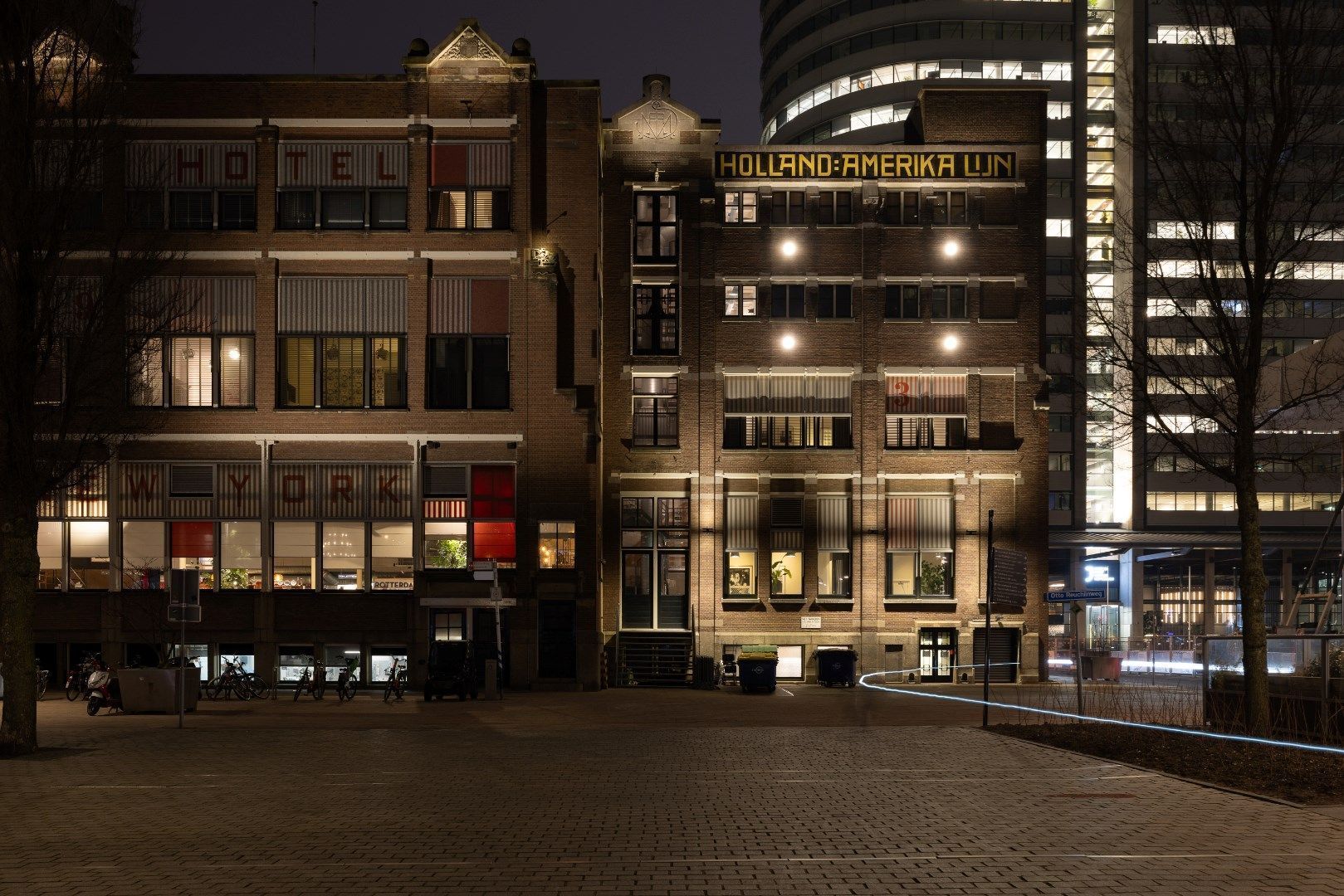 Landverhuizersplein 2 image 1