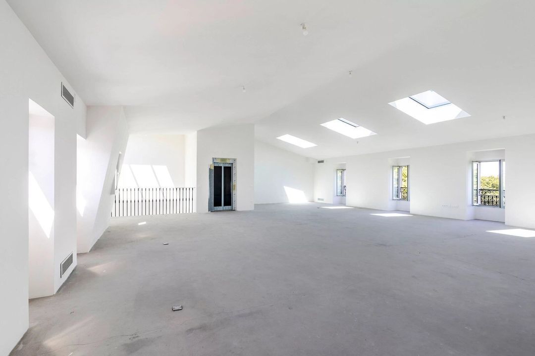 Paris 8th District image thumbs 1