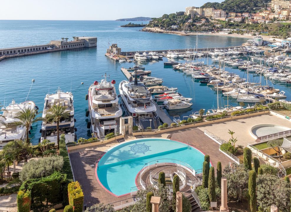 Seaside Plaza image thumbs 1