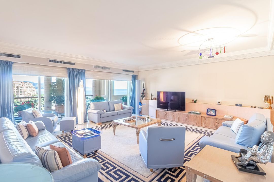 Seaside Plaza image thumbs 1