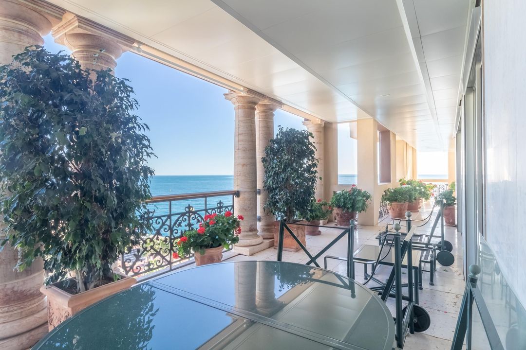 Seaside Plaza image thumbs 1