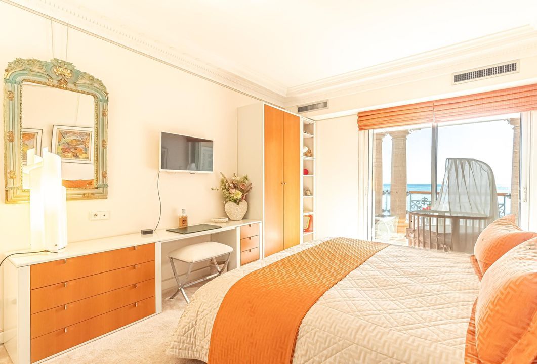 Seaside Plaza image thumbs 1