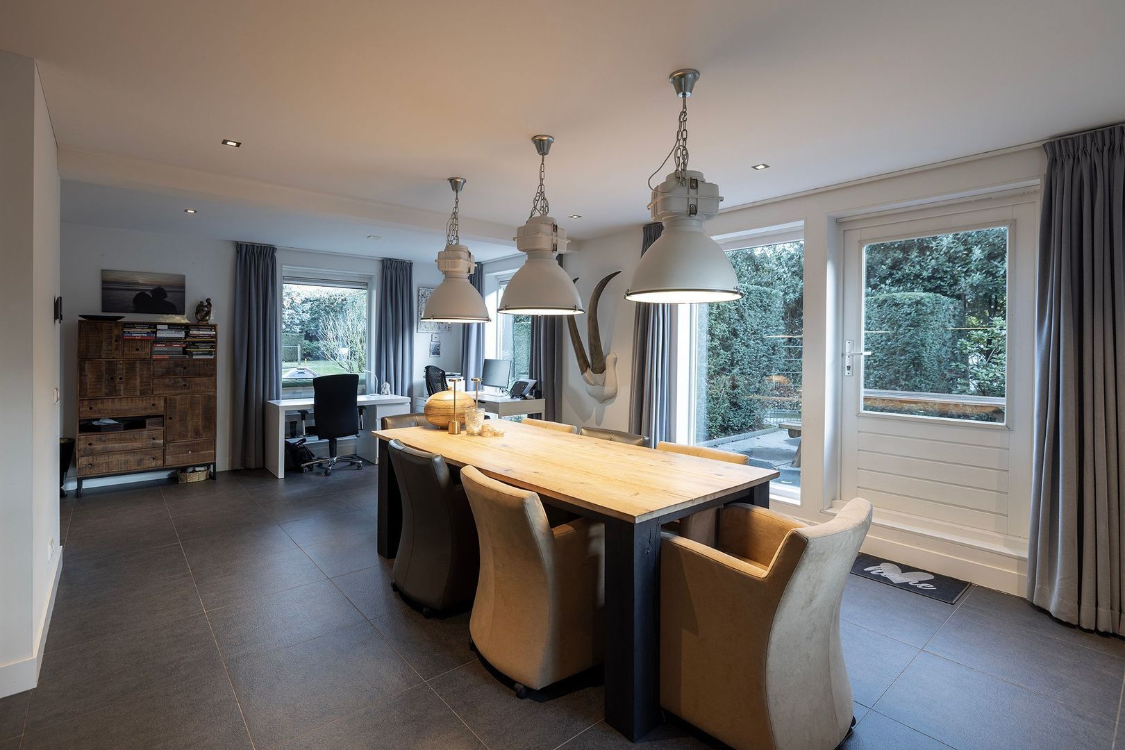 Larikslaan 1 image 1