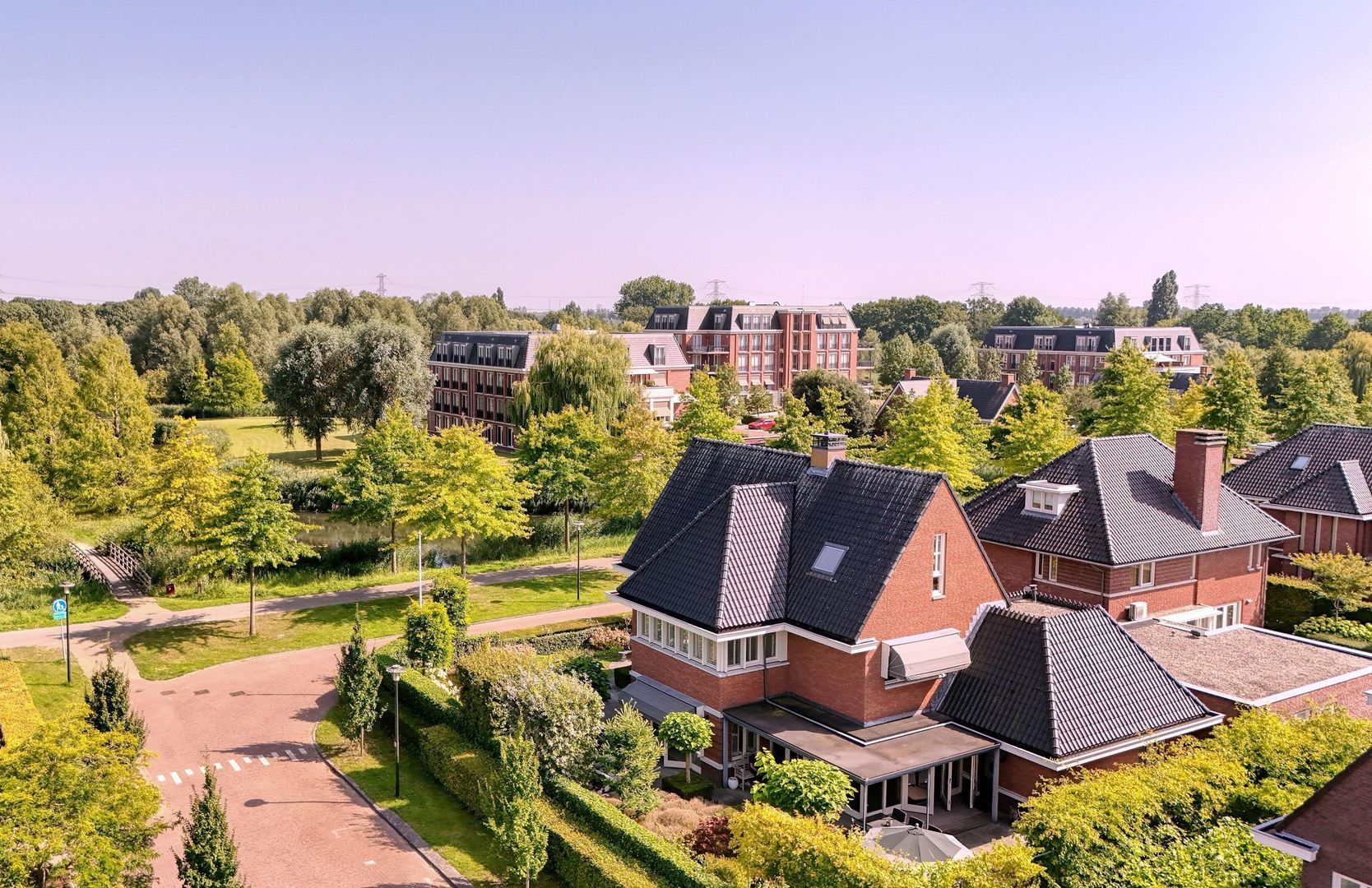 Windsorhof 3 image 1