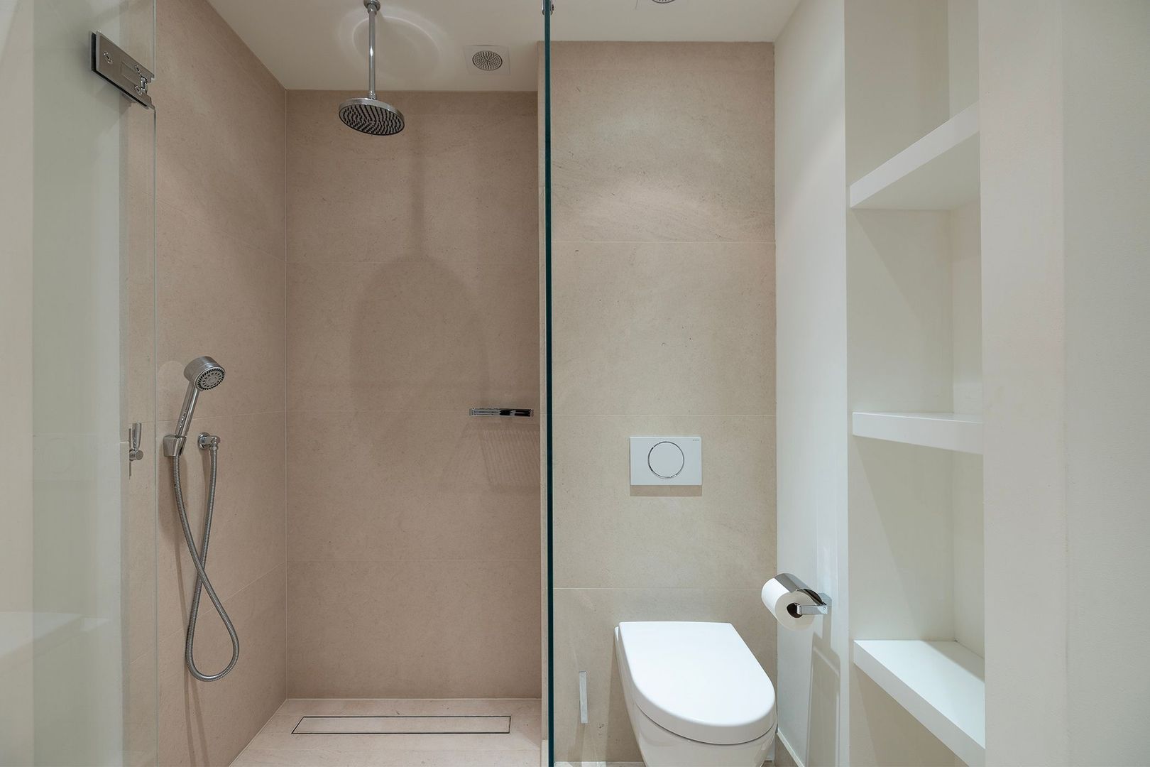 Landverhuizersplein 146 image 1