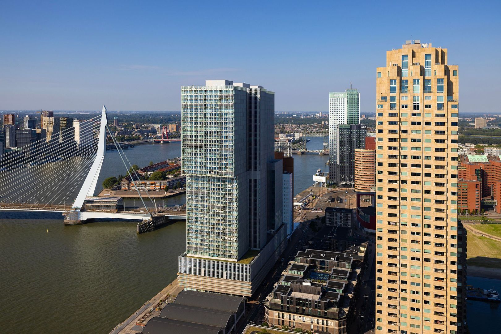 Landverhuizersplein 151 image 1