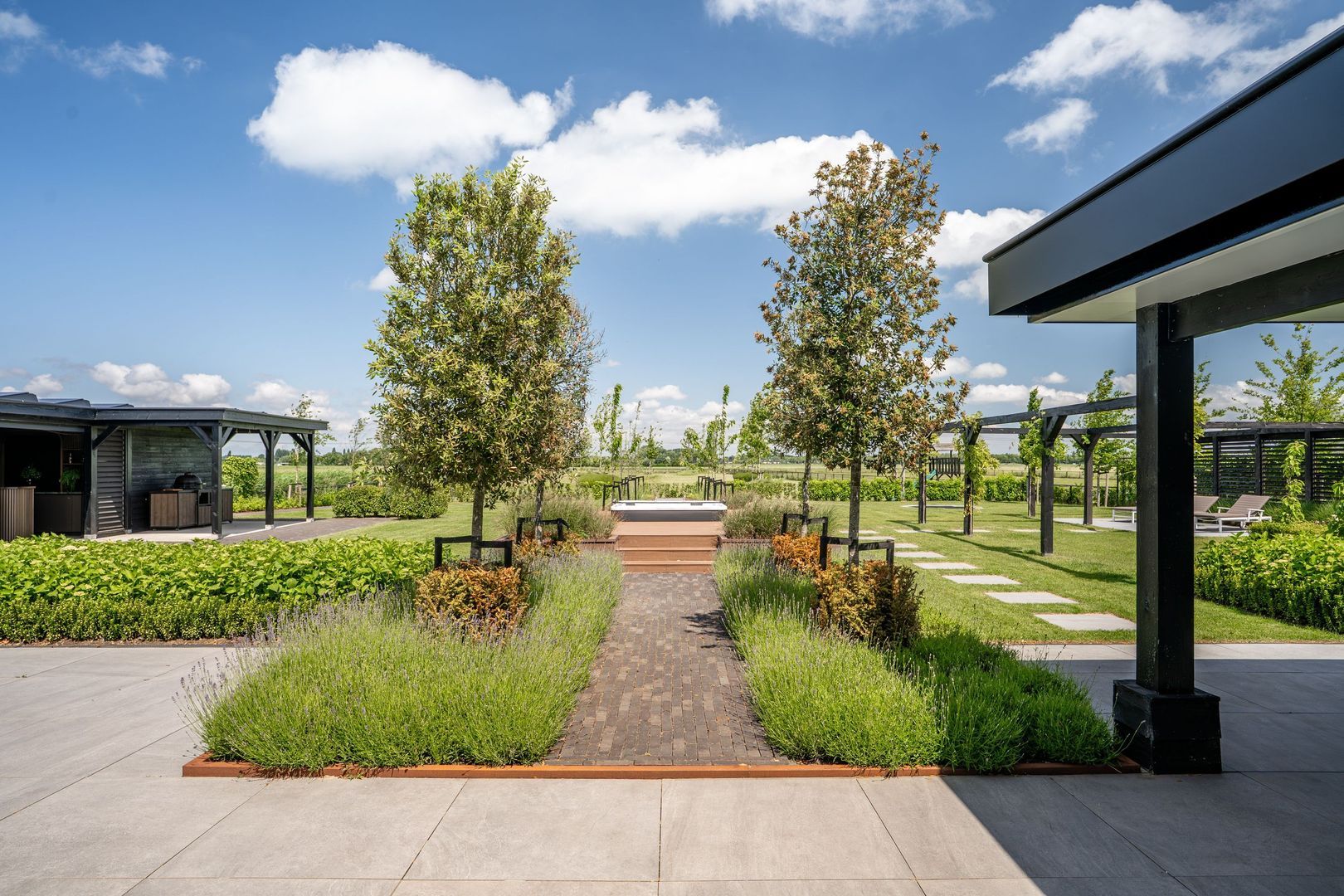 1e Kruisweg 17 B image 1