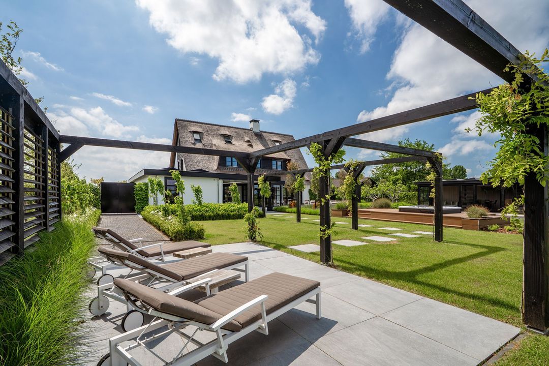 1e Kruisweg 17 B image thumbs 1