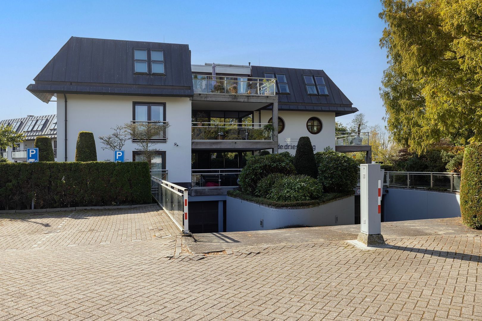 Veendijk 1 a 2 image 1