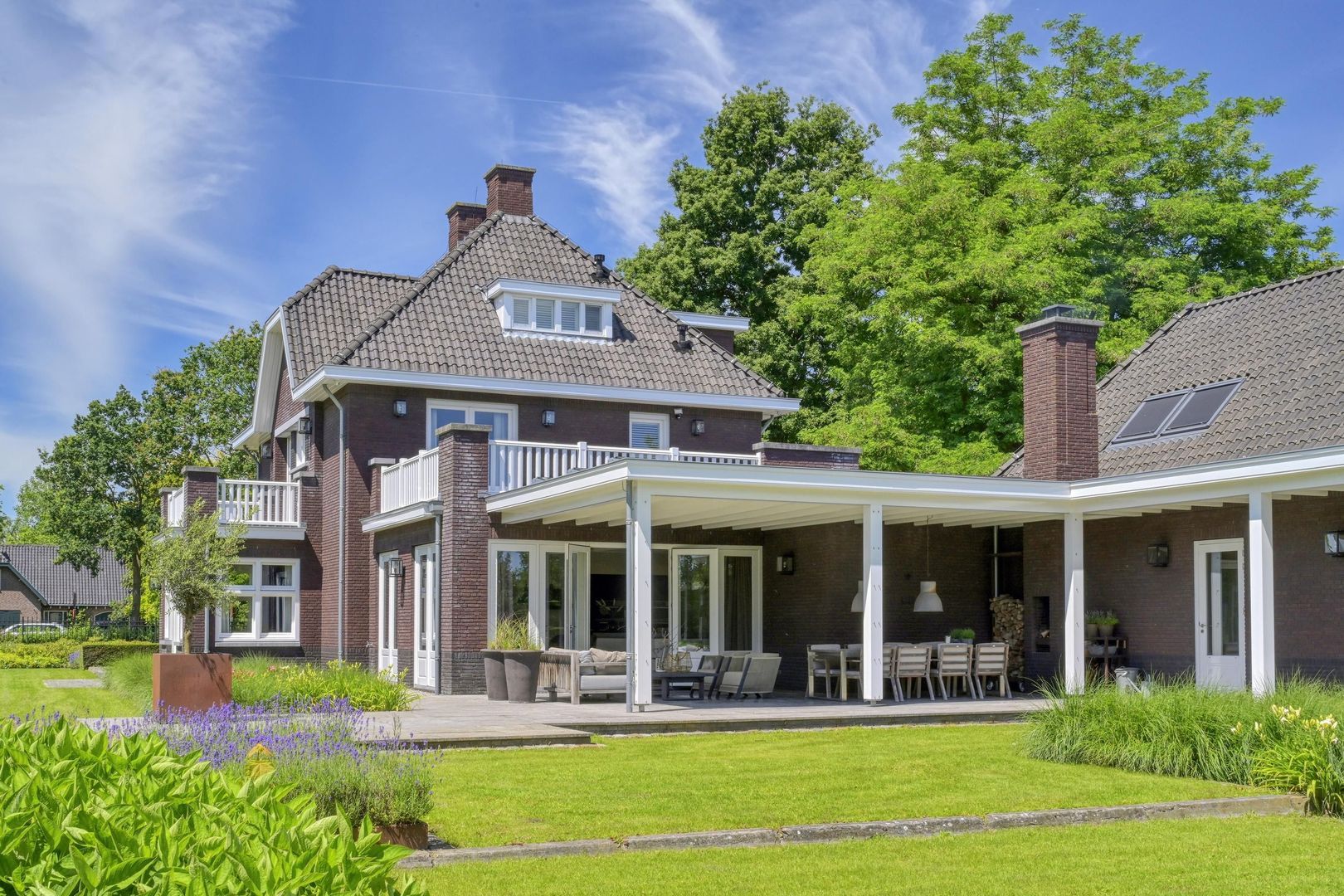 Bredaseweg 24 image 1