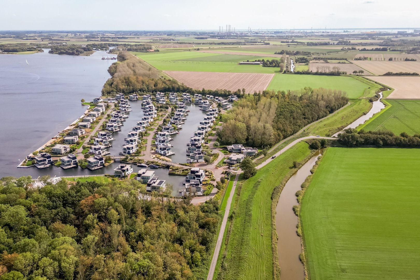 Wilhelminapolderweg 2 image 1