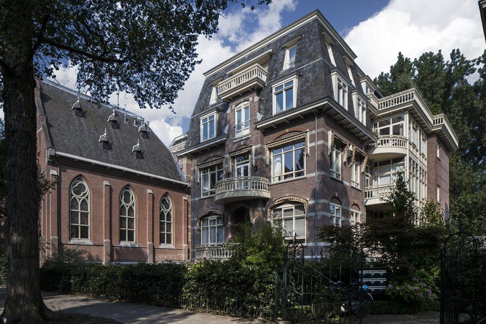 Van Eeghenstraat 206 image 1