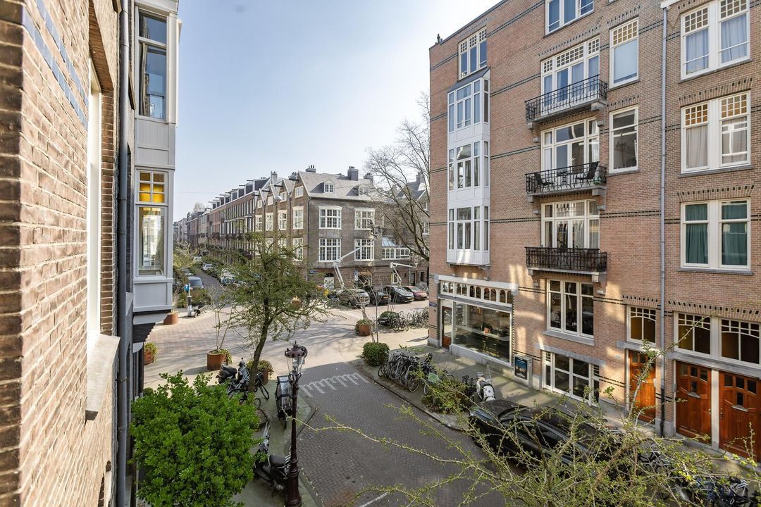 Valeriusstraat 240 H image thumbs 1