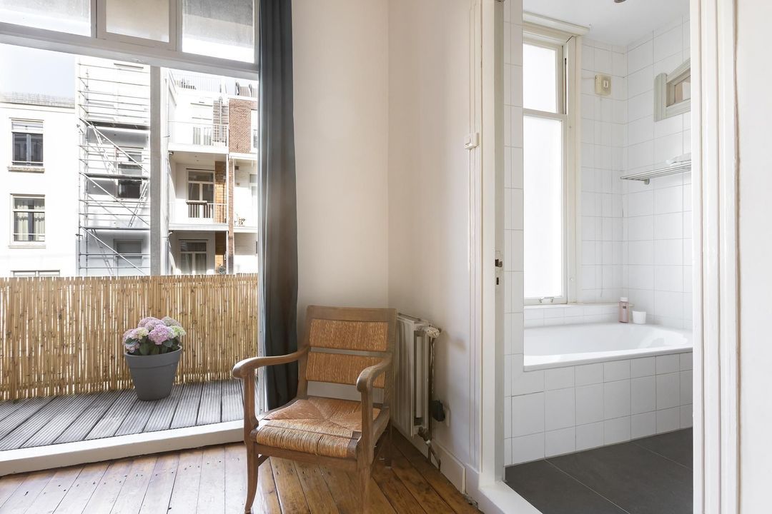 Valeriusstraat 240 H image thumbs 1