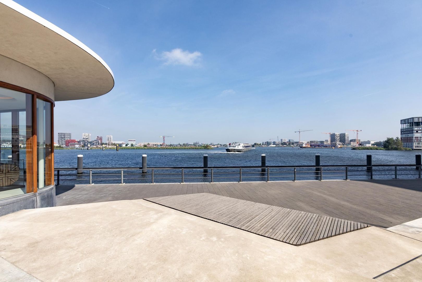 Pontsteiger 141 image 1