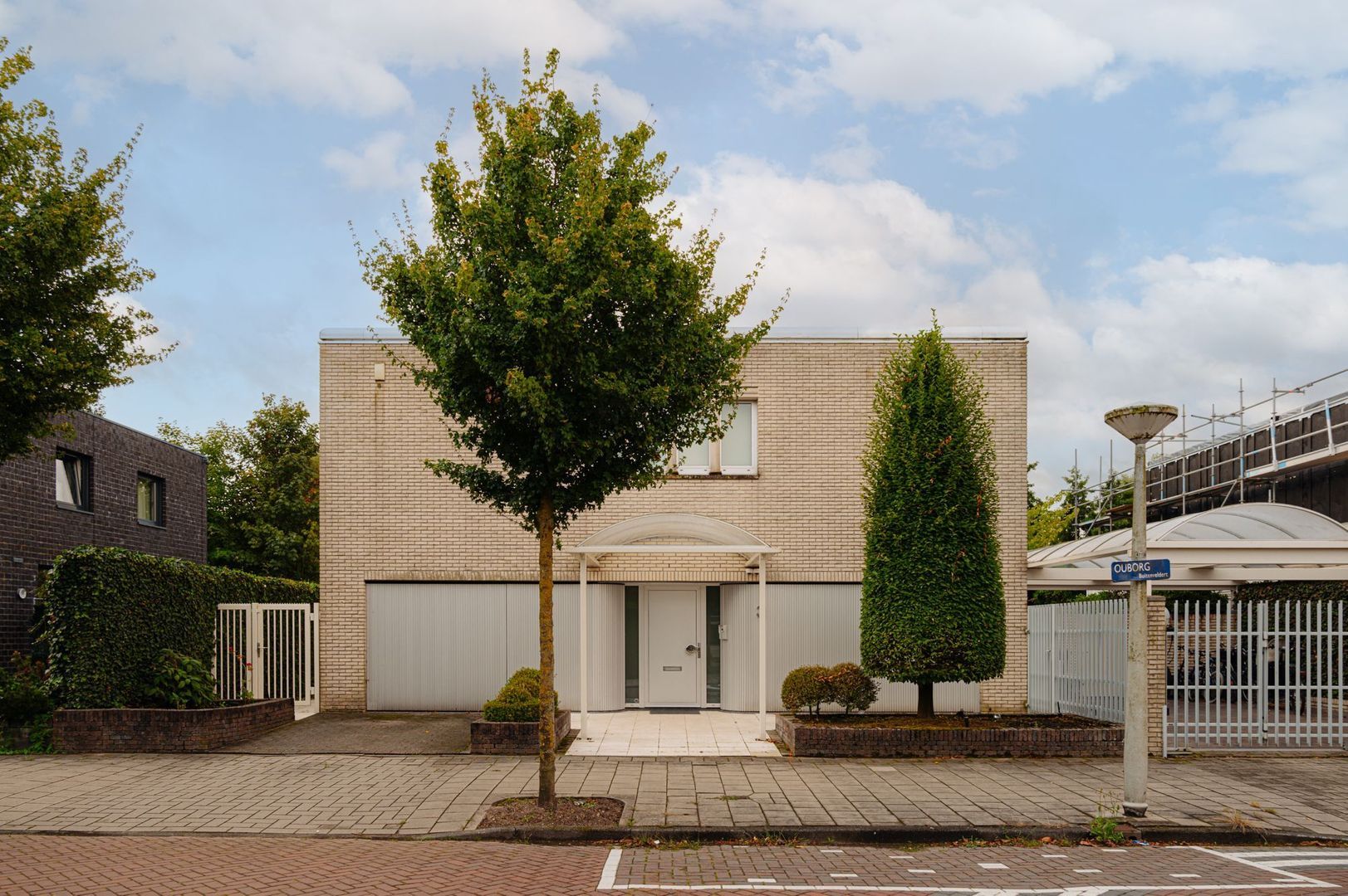 Ouborg 3 image 1