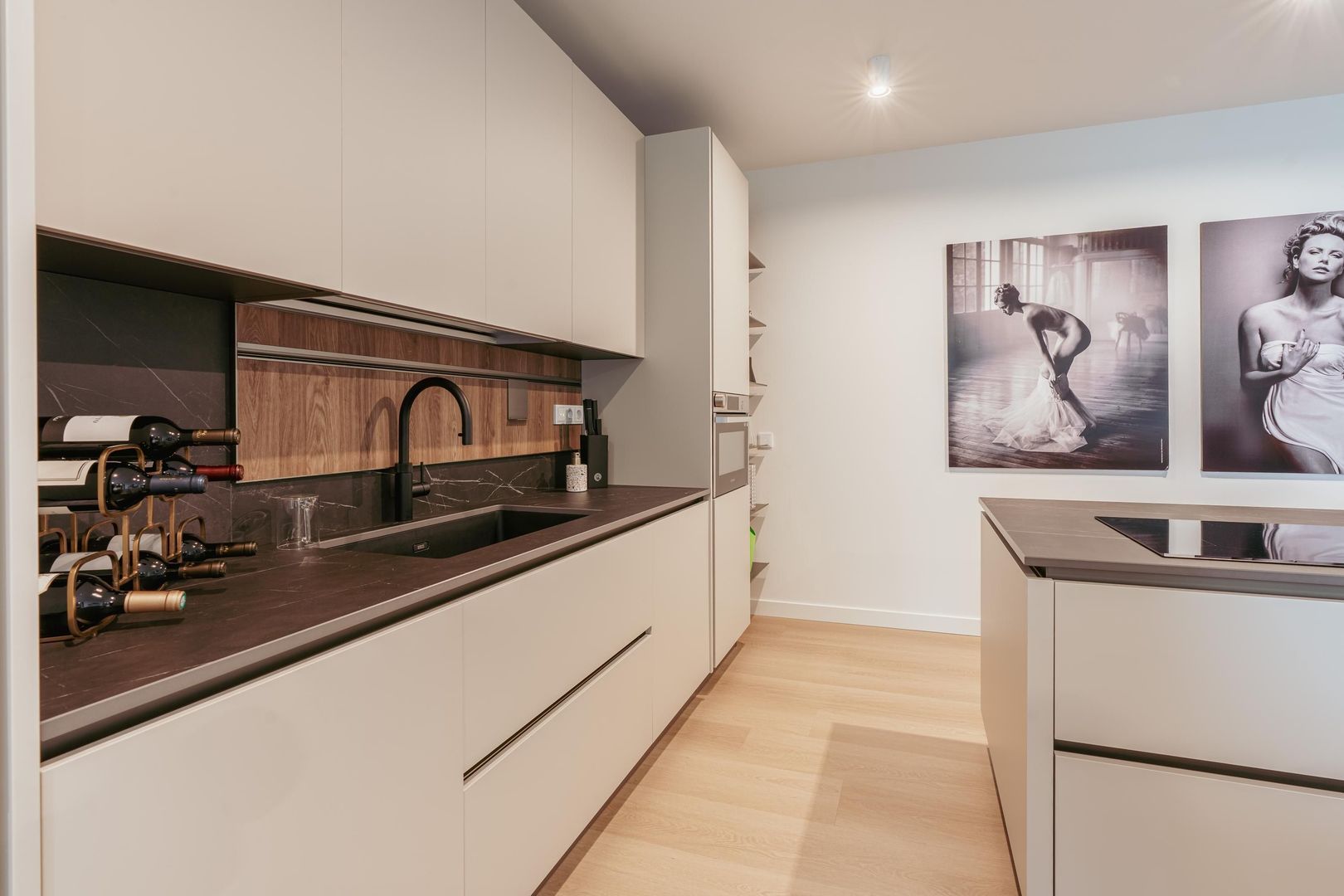 Ton de Leeuwstraat 46 image 1