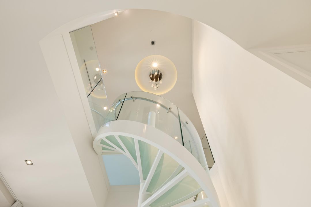 Gustav Mahlerplein 285 image thumbs 1