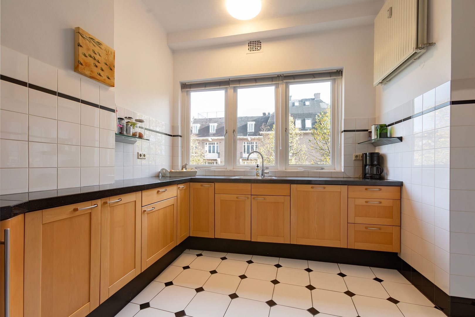 Emmastraat 32 K image 1