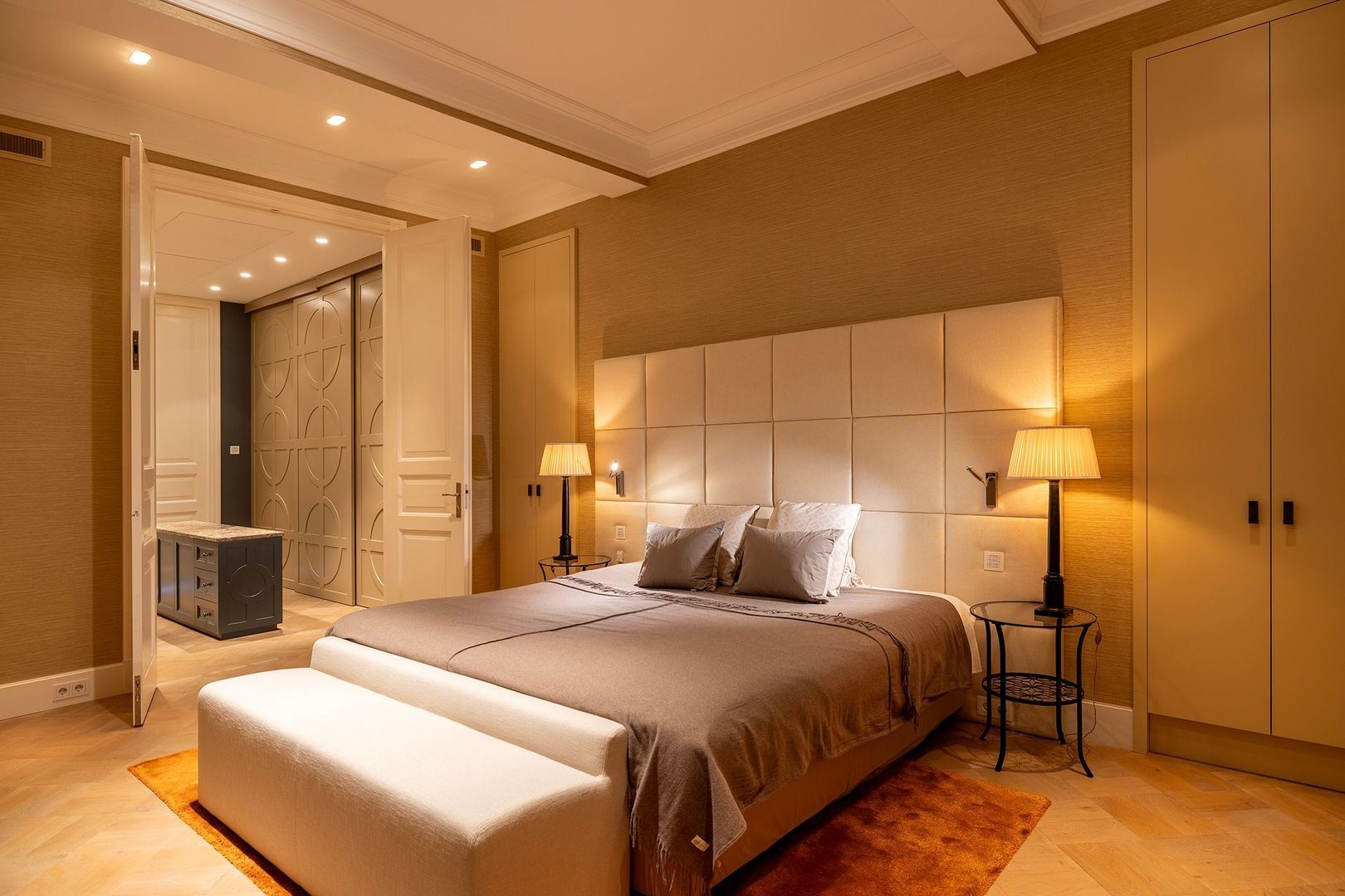 J.J. Viottastraat 46 image 1