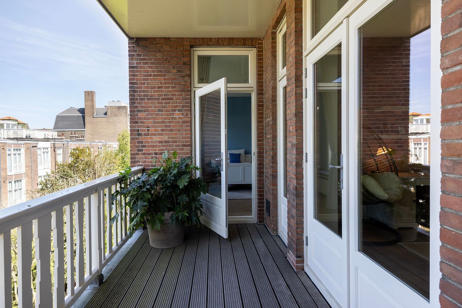 J.J. Viottastraat 46 image 1