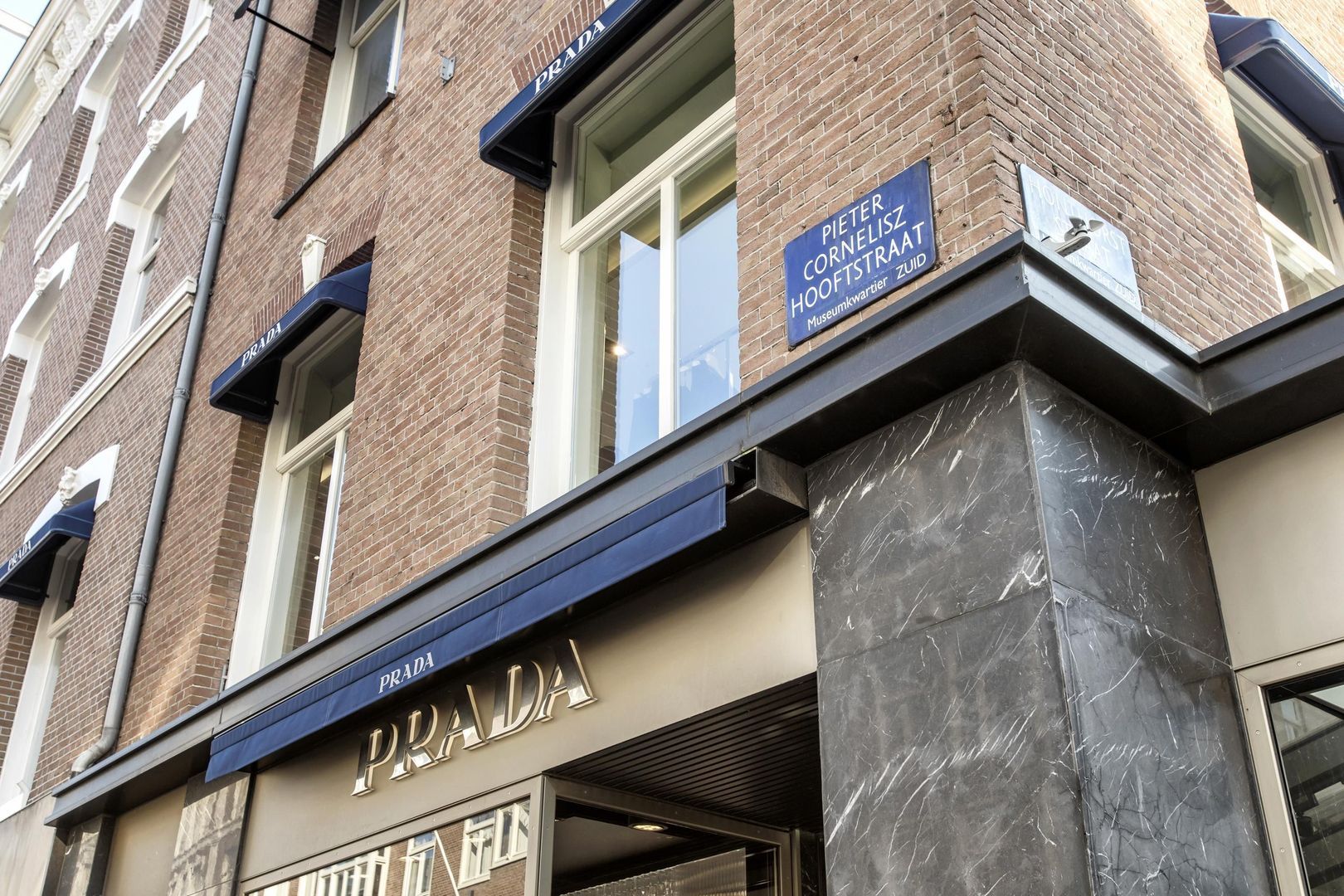 J.J. Viottastraat 46 image 1