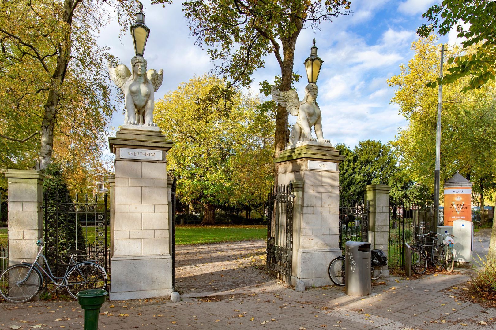 Plantage Middenlaan 80 image 1