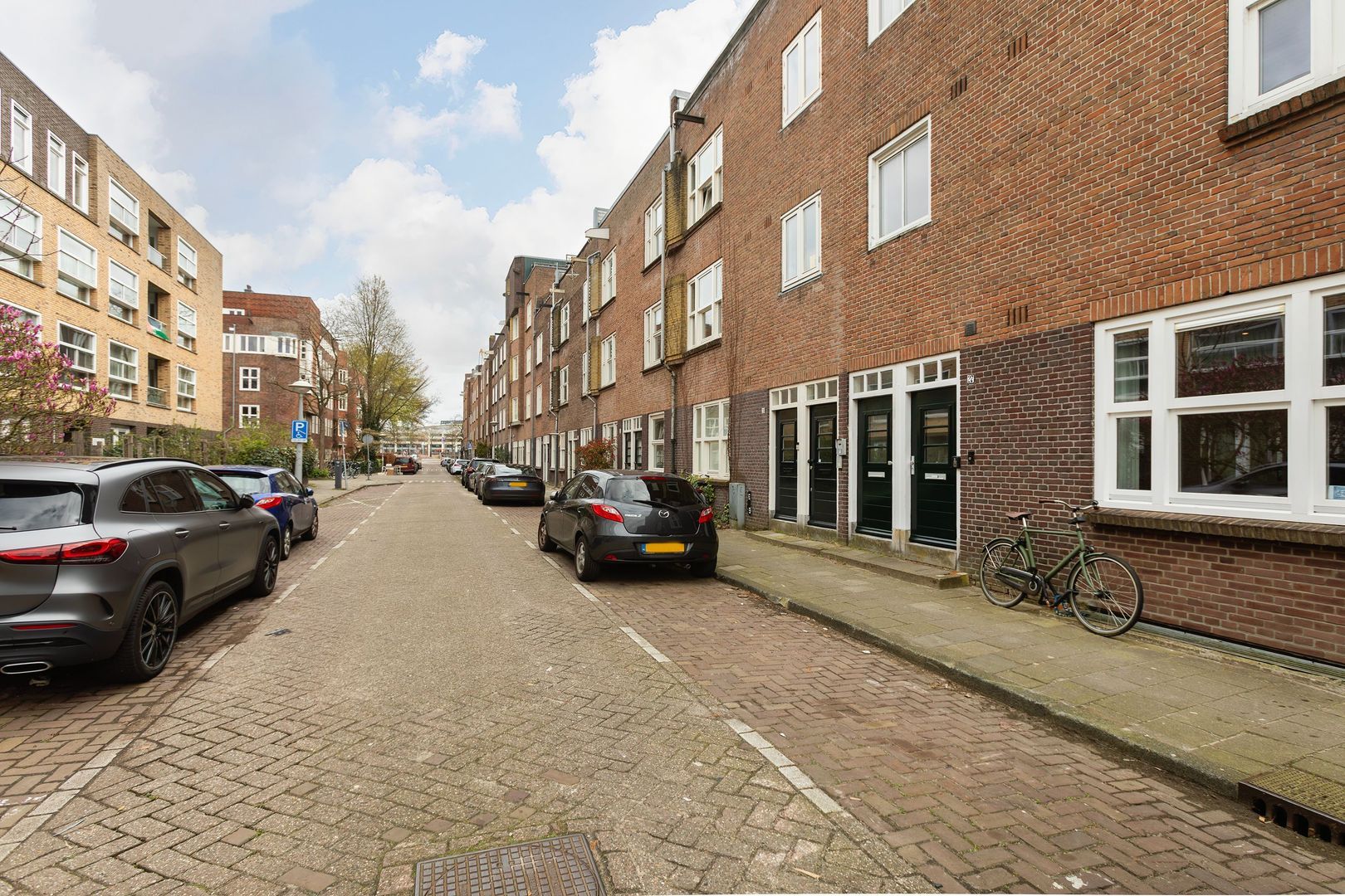 Uithoornstraat 27 H image 1