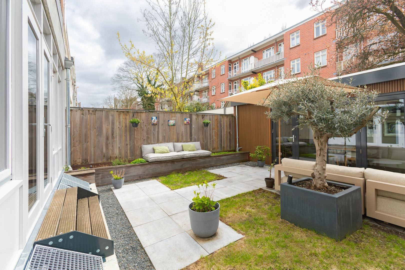 Uithoornstraat 27 H image 1