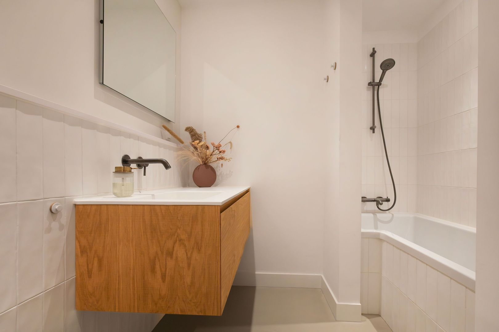 Uithoornstraat 27 H image 1