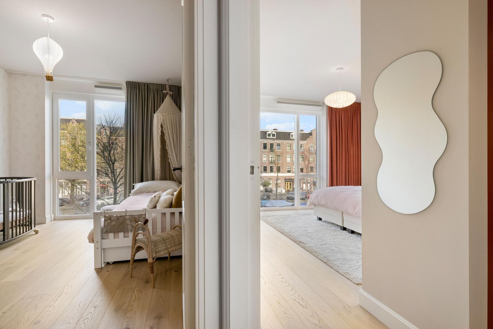 Bilderdijkkade 52 D image 1