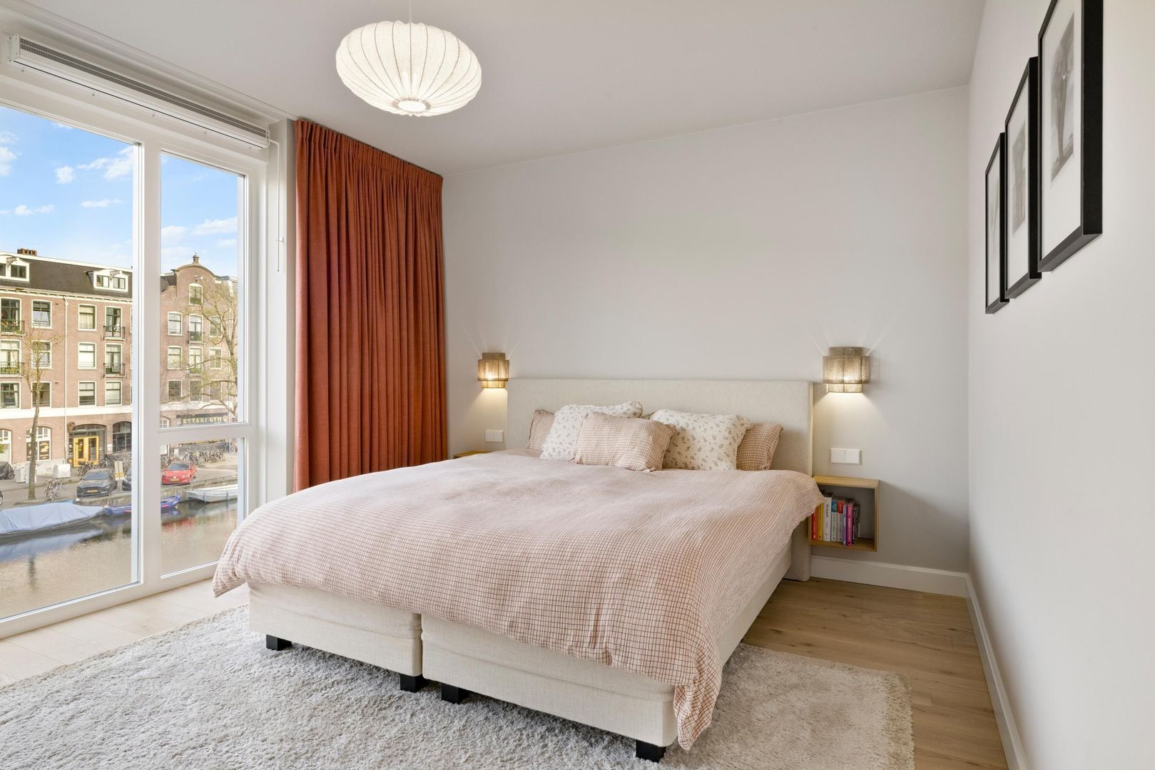 Bilderdijkkade 52 D image 1