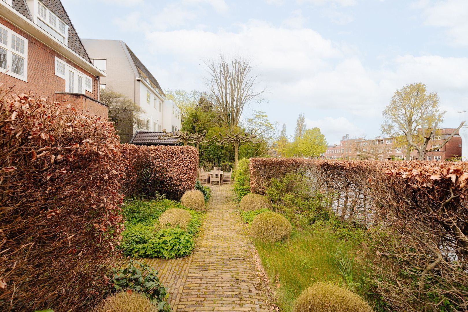 Dijsselhofplantsoen 12 image 1