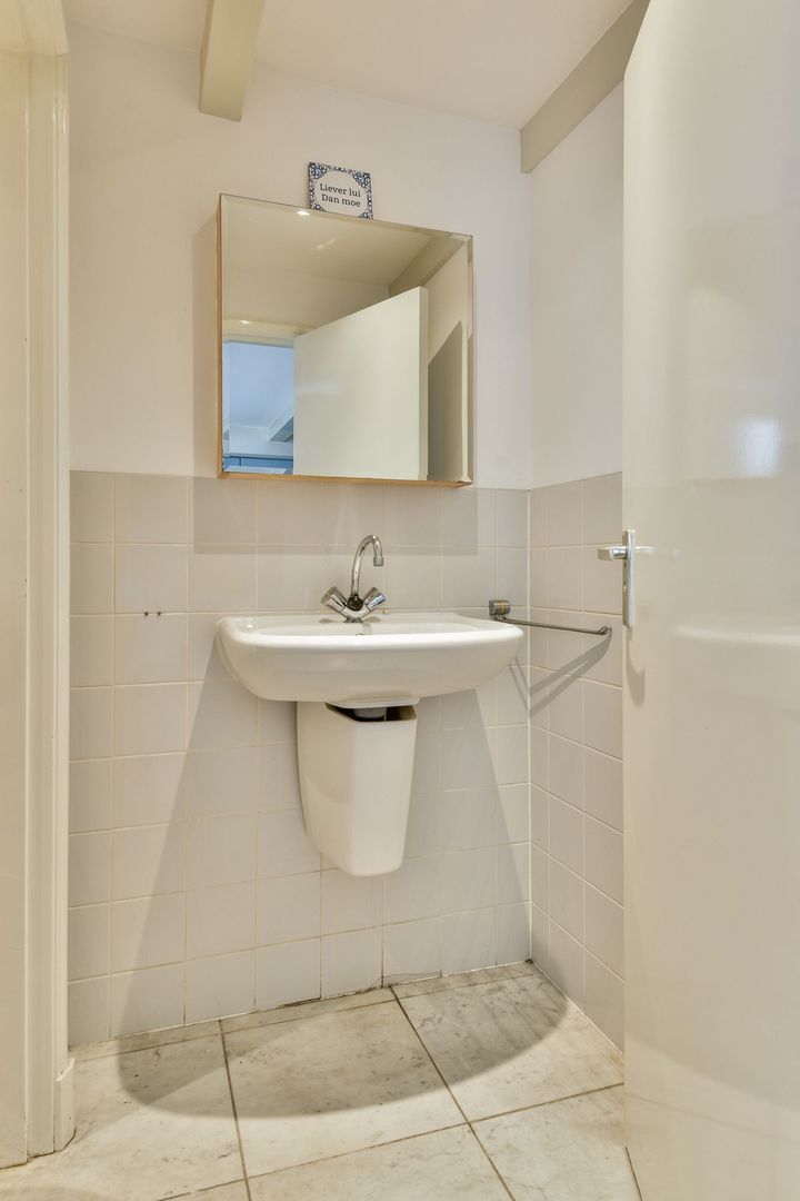 Romeinsarmsteeg 8 H image 1